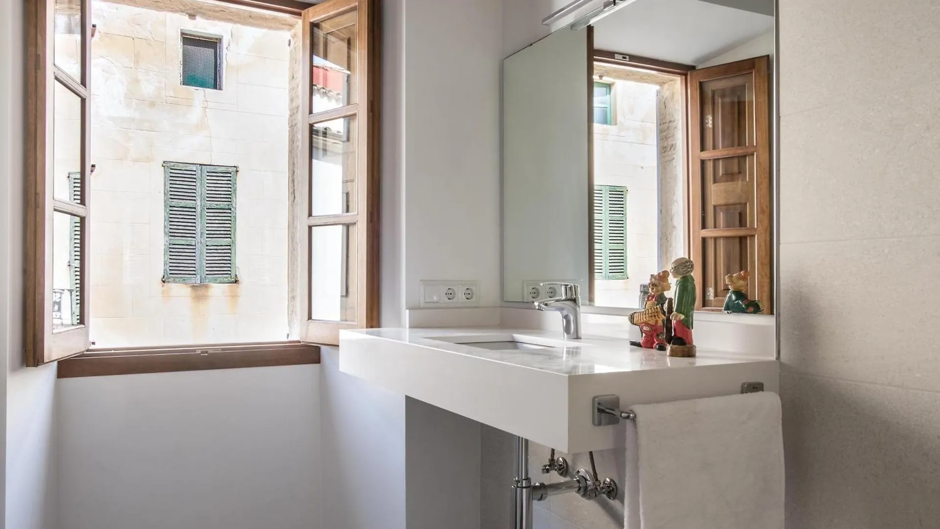 Vila Historic Pollensa Townhouse Casa Bugera 3 Bedrooms Private Pool Walking Distance To Centre Španělsko