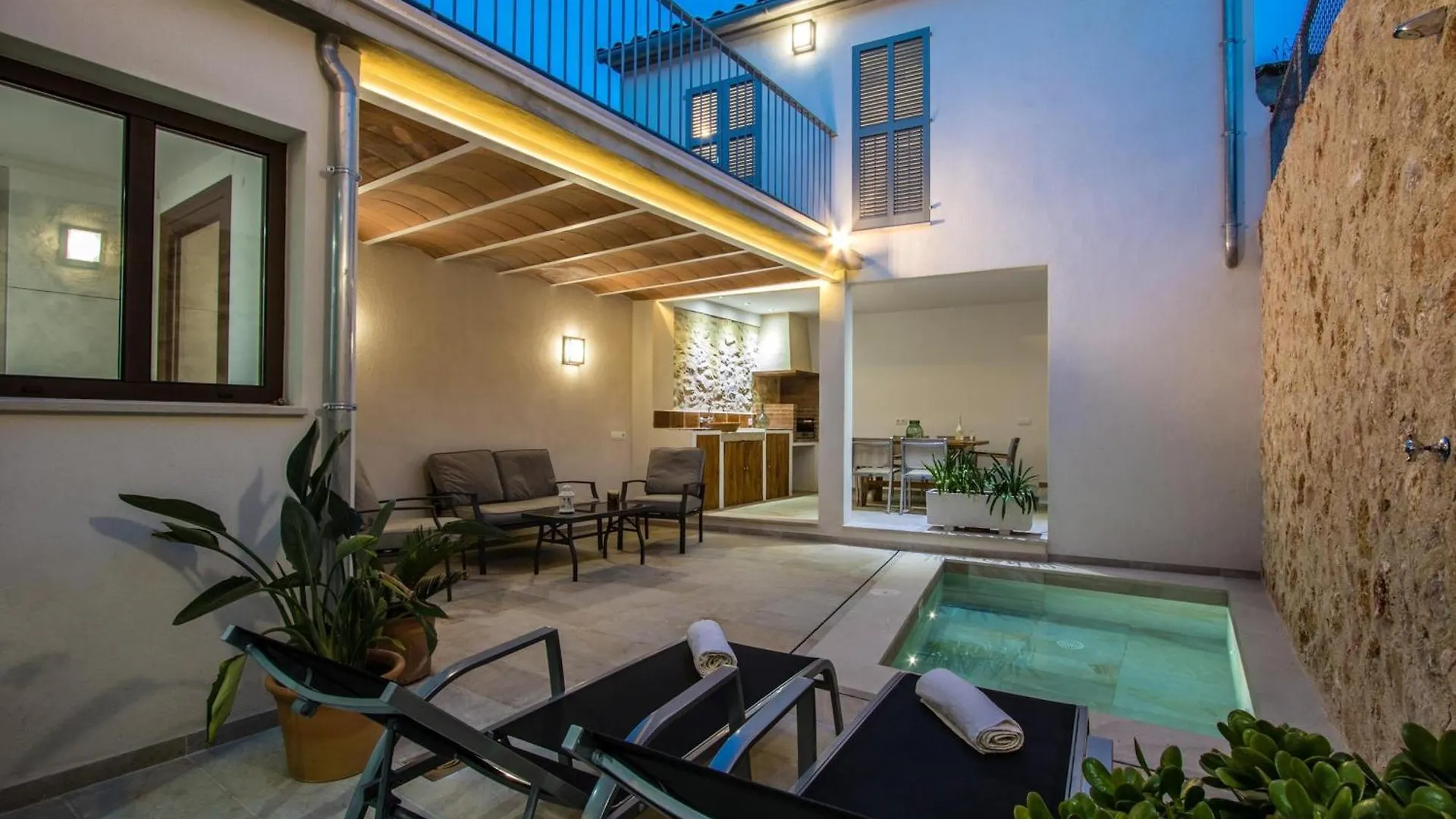 Historic Pollensa Townhouse Casa Bugera 3 Bedrooms Private Pool Walking Distance To Centre Vila Pollença